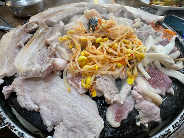 현대뚝배기쌈밥