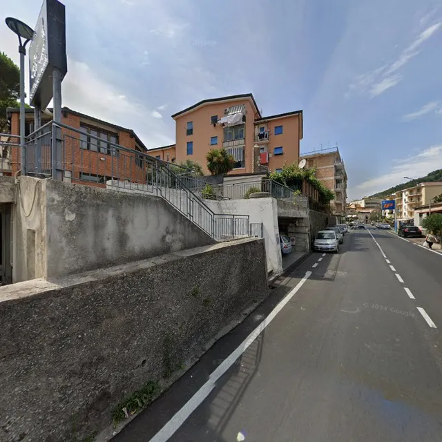 Tony’s Burger - Food and Drink