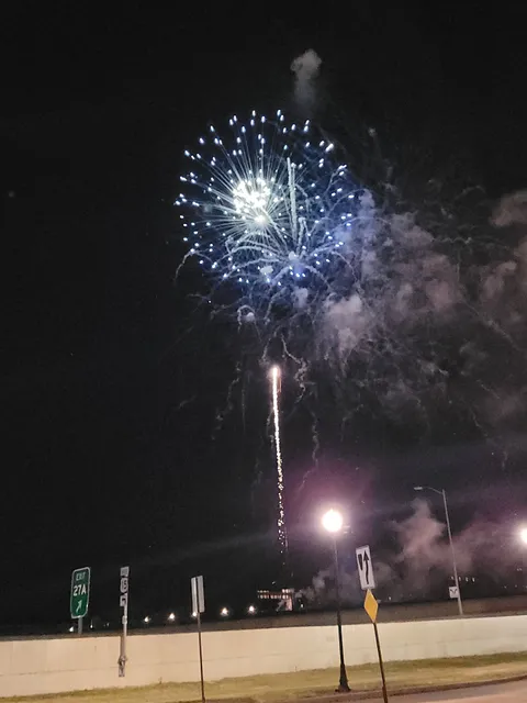 Basin Street Shopping Center