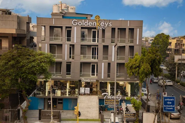 Golden Keys Inn