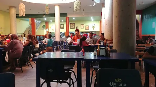 Restaurante de Mariscos "La Hora Azul"