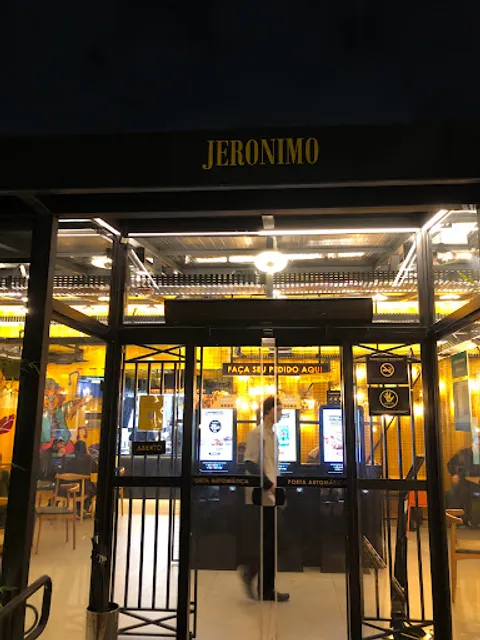 Madero & Jeronimo Burger Água Verde