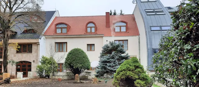 Atryum Hotel és Panzió