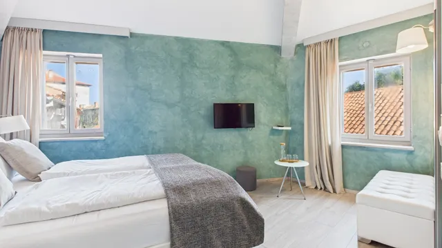 Mirakul Residence - Beautiful quiet residence - 5 double rooms with bathroom