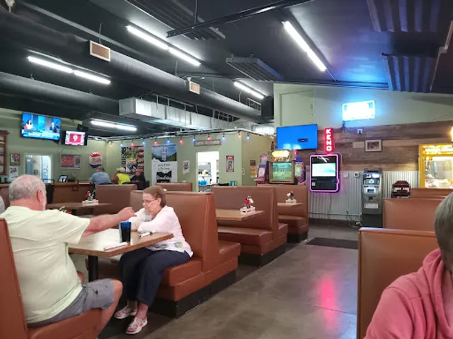 Bowstring Bar & Grill