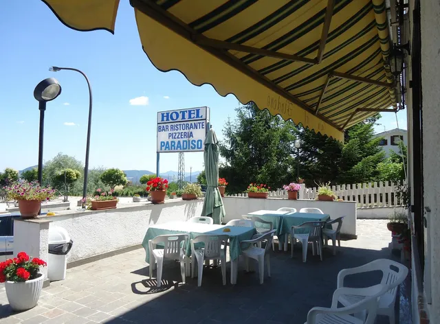 Hotel Paradiso
