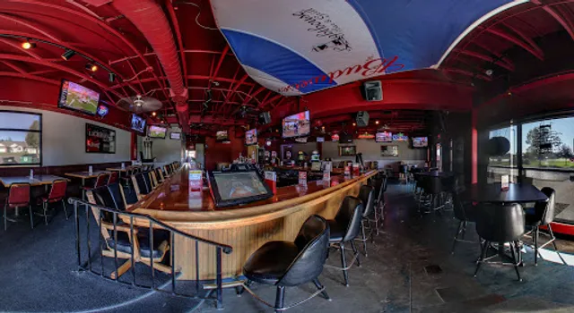 Lighthouse Bar & Grill