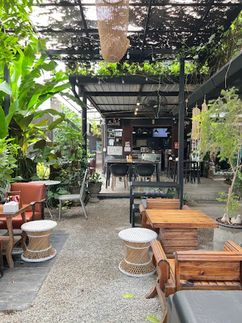 Gord Chiangmai Kitchen ครัวกอดเชียงใหม่ - Breakfast, Brunch & Lunch in the garden