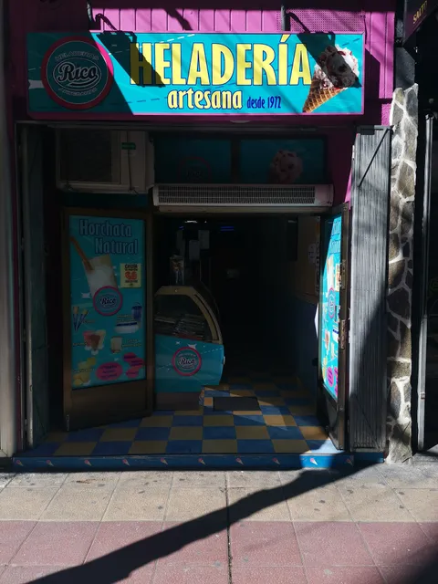 Heladería Rico. Av. de Madrid,152