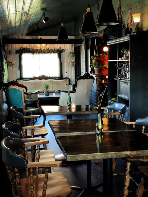 The Woodshed on Park