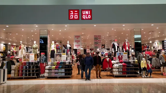 UNIQLO Southcenter