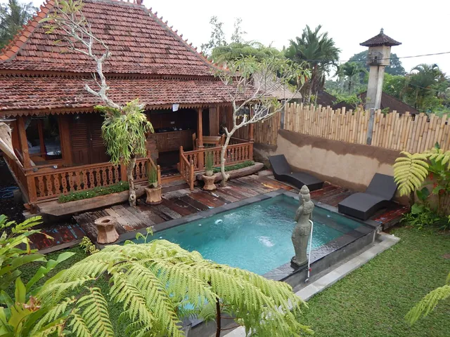 Bale D'uma joglo villa @ the Rice Terrace