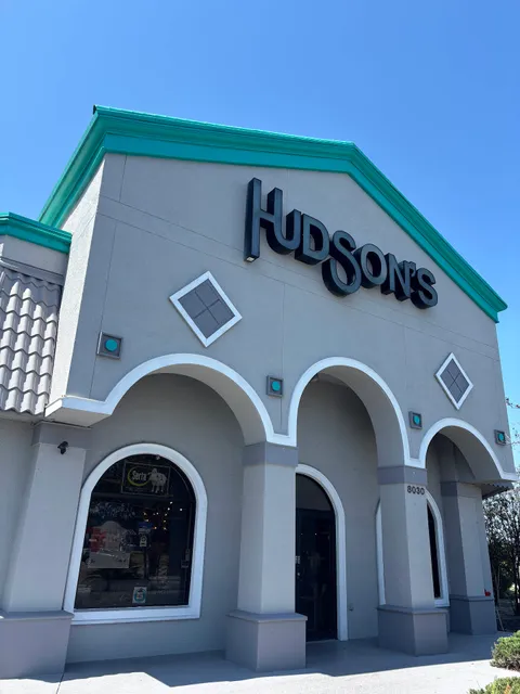 Hudson's Furniture + Mattress