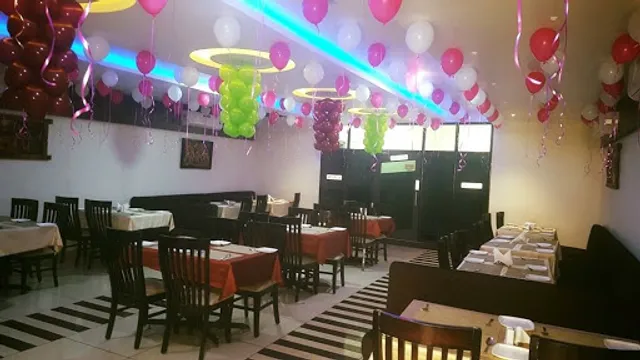 Red Fox Bar & Restaurant