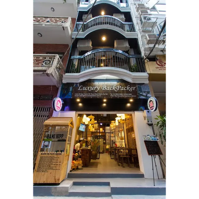 Luxury Backpackers Hotel