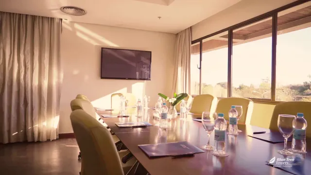 Blue Tree Towers Millenium