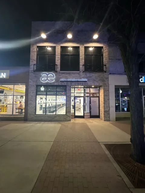 Alex Emilio Salon