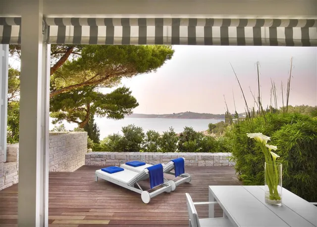 Four Seasons Astir Palace Hotel Athens