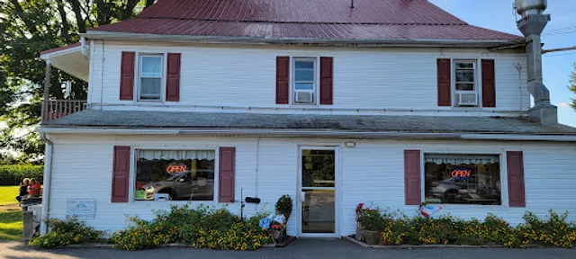 Coventry Parlor at Laurel Locks