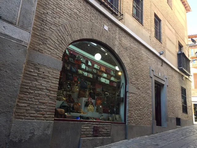 Artesanía española del cuero J. PINEL