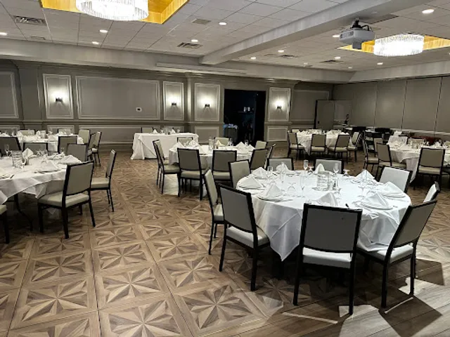 Maggiano's Little Italy