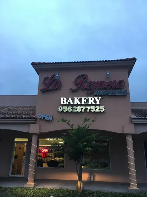 La Reynera Bakery Supreme