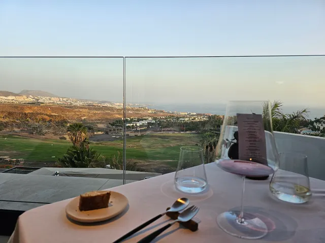 Cráter - Identidad Canaria