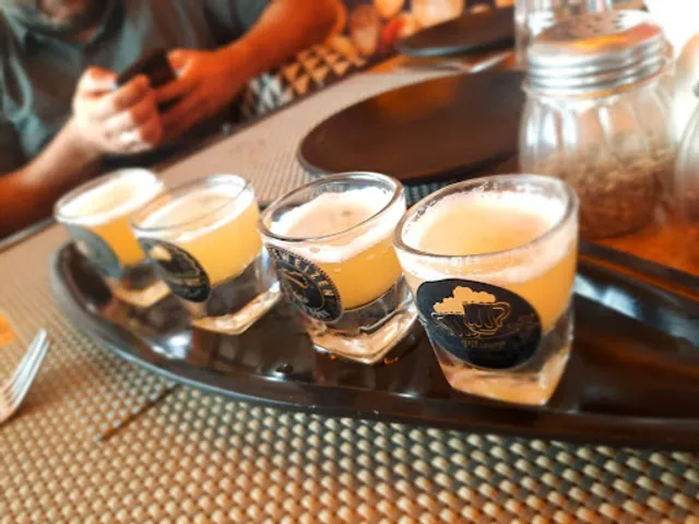 Pentagon Bar & Kitchen