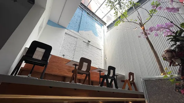 OOO Cafe & Bistro 歐歐歐蔬食餐酒館(平日15:00-17:30休息)｜北區素食｜無酒精飲品販售｜聚會餐廳