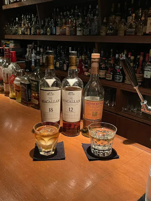 ウエスタンホール