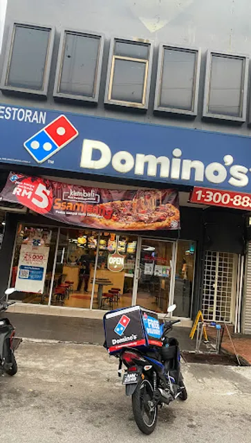 Domino's Taman Connaught