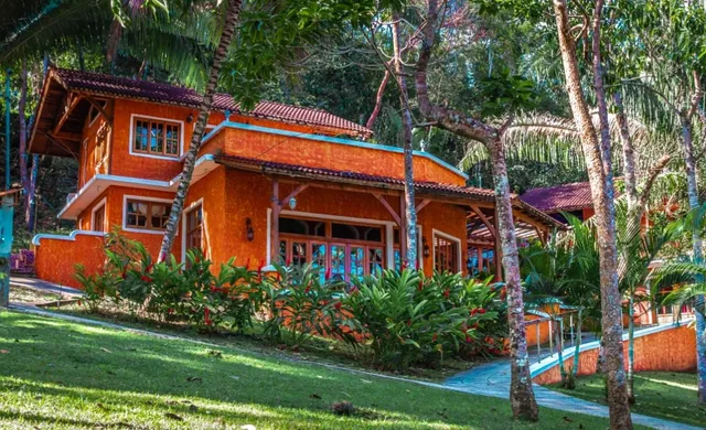 Denny's Beach Resort Hotel