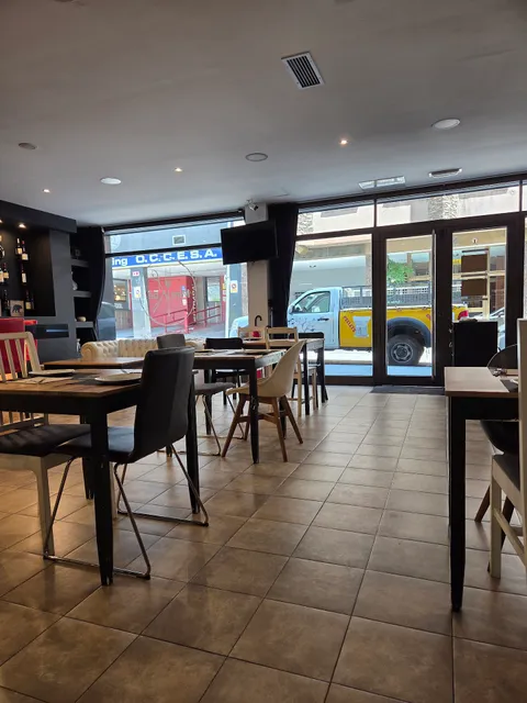 MiraKbé! Gastrobar & Restaurant