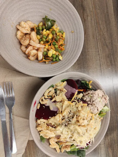 The Edge at Central Dining