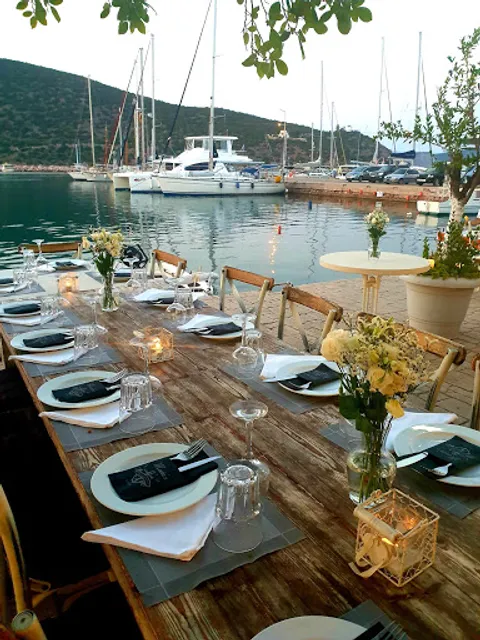 Maria's all day cafe restaurant