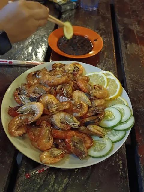 MK V3 BISTRO,CAFE & SMOKEHOUSE