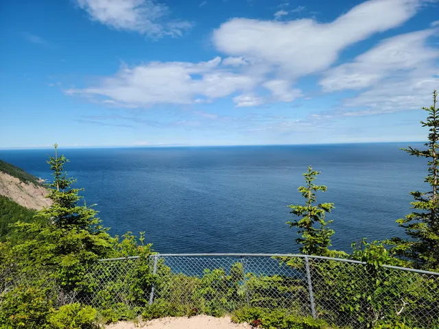 Cape Smokey Trailhead