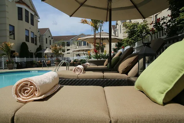 The Inn at Fox Hollow