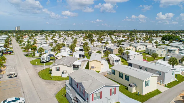 Sun Resorts & Residences Fort Myers Beach