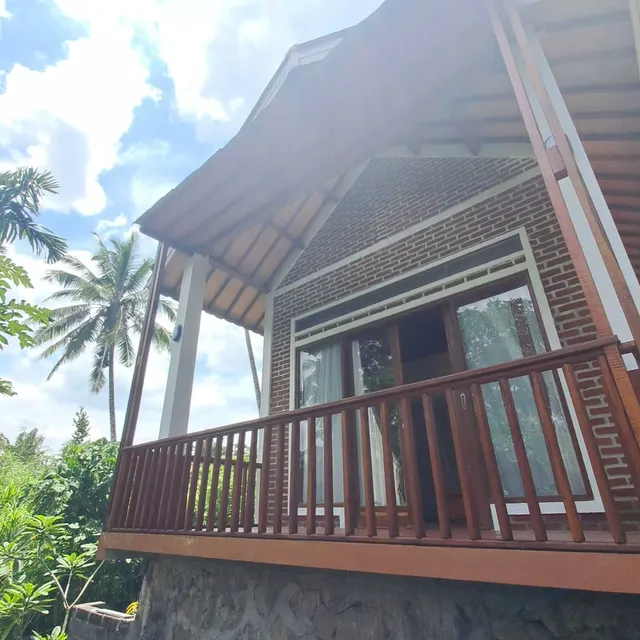 Lombok Riverside Bungalows