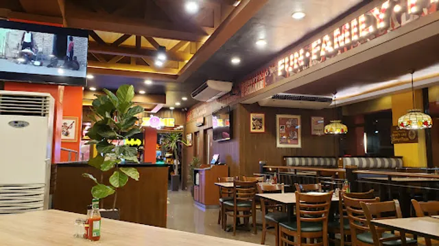Shakey's Pizza Parlor