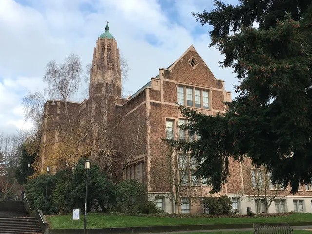 University of Washington School of Music (MUS)