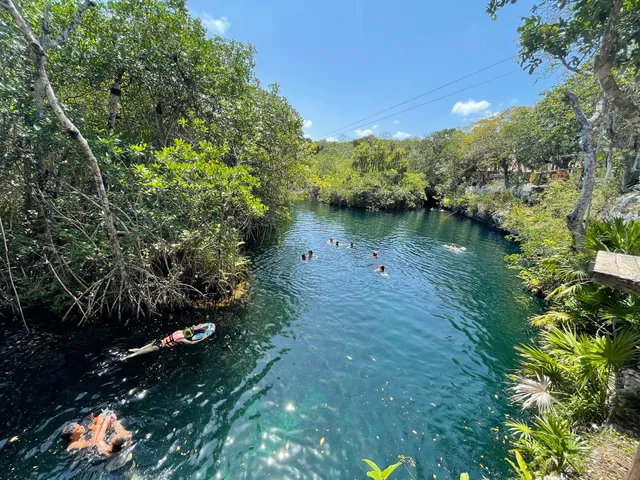 Cenote Jaguar