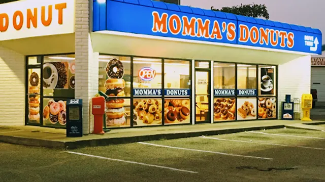 Momma's Donuts