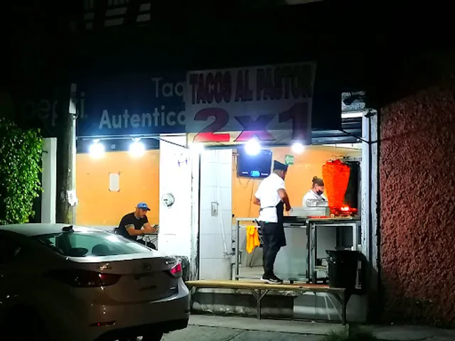 TAQUERÍA LOS AUTENTICOS CHARCOS