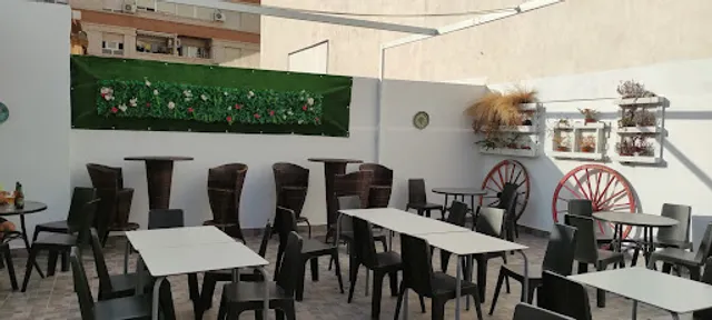 Cafetería Pizzería Fornarina