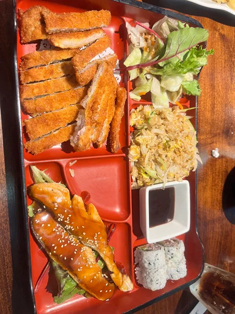 Ichiru Ramen & Sushi