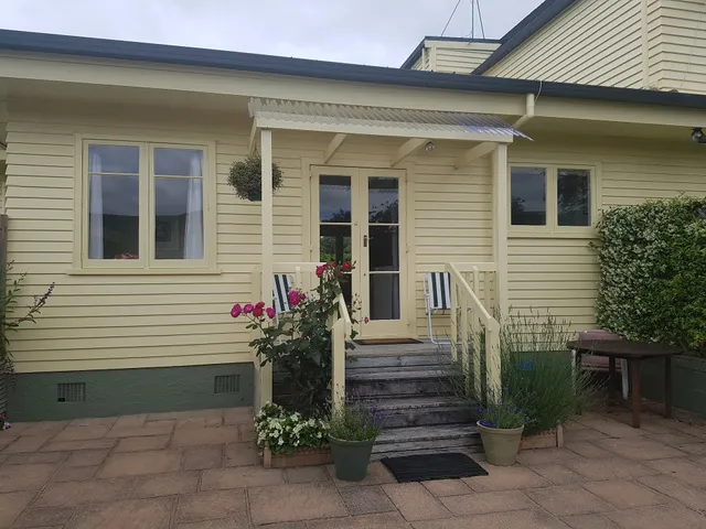 59 Chaucer Apartment