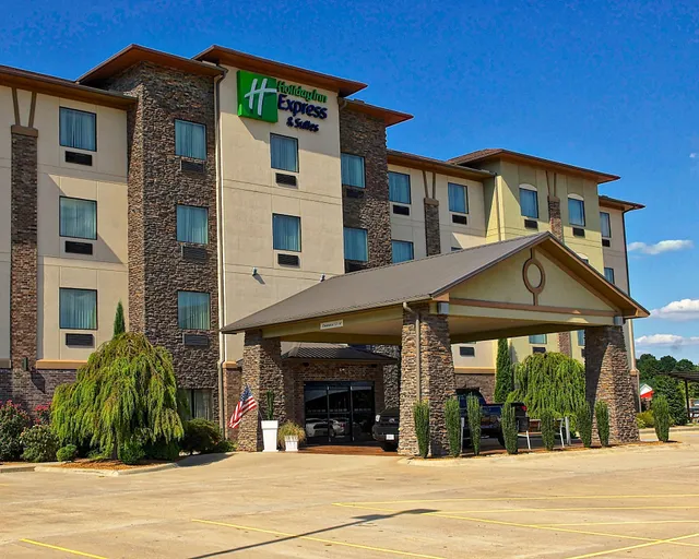 Holiday Inn Express & Suites Heber Springs by IHG