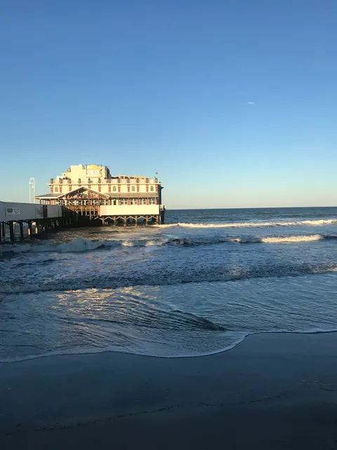 Boardwalk Main St. Pier